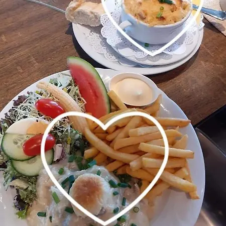 Hotel-cafe Knoors-meeks Stein Urmond Berg