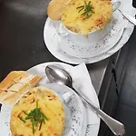 Отель Hotel-cafe Knoors-meeks Stein Urmond