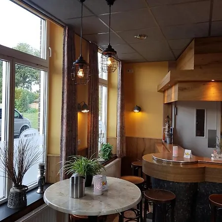 Hotel-cafe Knoors-meeks Stein Urmond Szálloda *