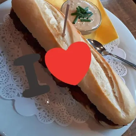 Hotel-cafe Knoors-meeks Stein Urmond Отель *